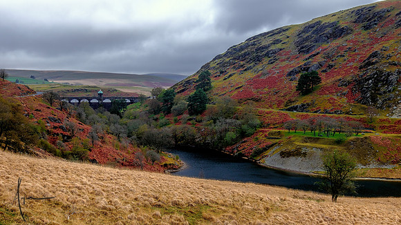 Craig goch dam and valley