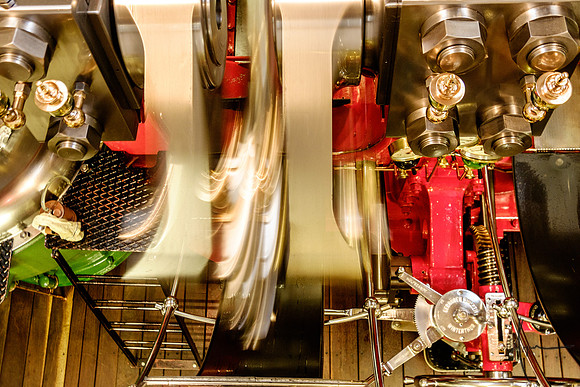 Steam boat, engine details