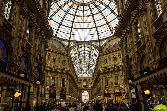 Galleria Vittorio Emmanuelle II, Milan