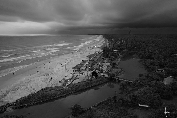 Incoming storm, Payyambalam beach, Kannur