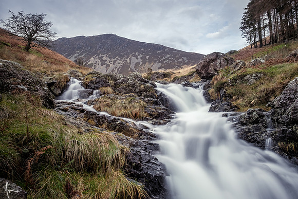 Mynydd Moel and stream from Llyn Cau on Minffordd path